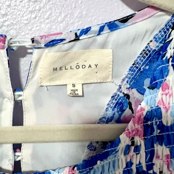 Melloday Floral flutter sleeves smocked Maxi Dress in Blue and Pink  SMALL - Picture 3 of 16